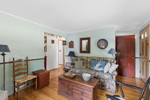 2 Elmview Circle, Dover, NH 03820