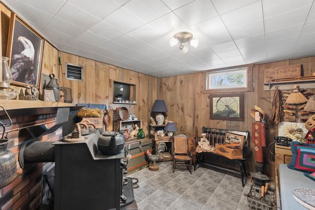 2 Elmview Circle, Dover, NH 03820
