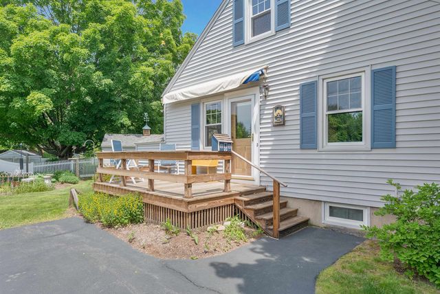 2 Elmview Circle, Dover, NH 03820