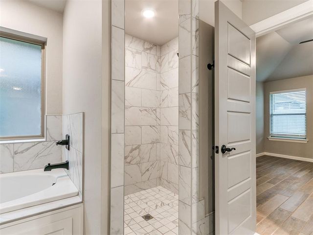 9124 NW 124 Street, Yukon, OK 73099