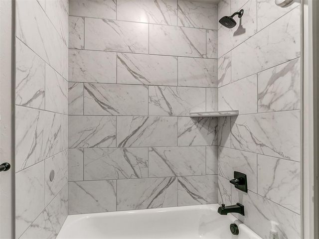 9124 NW 124 Street, Yukon, OK 73099