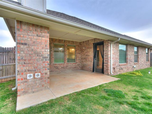 9124 NW 124 Street, Yukon, OK 73099