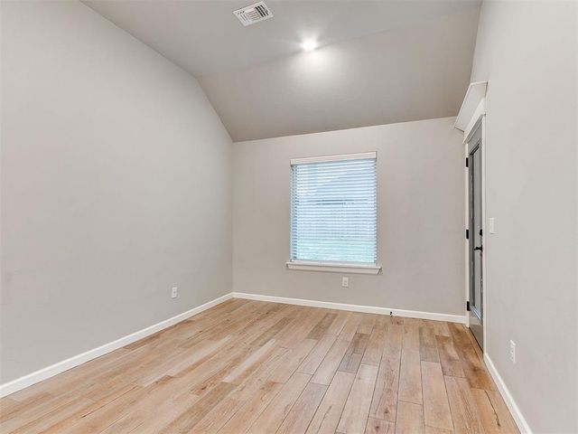 9124 NW 124 Street, Yukon, OK 73099