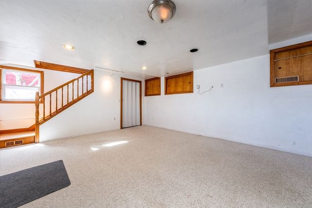 25 Nautical Way E, Bourne, MA 02532