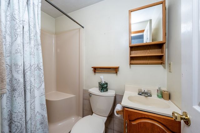 25 Nautical Way E, Bourne, MA 02532