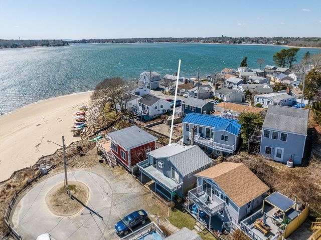 25 Nautical Way E, Bourne, MA 02532