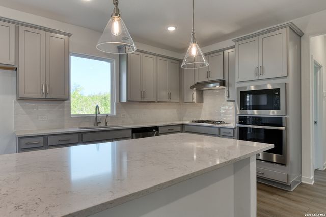 1251 Hightower Ln, San Antonio, TX 78245