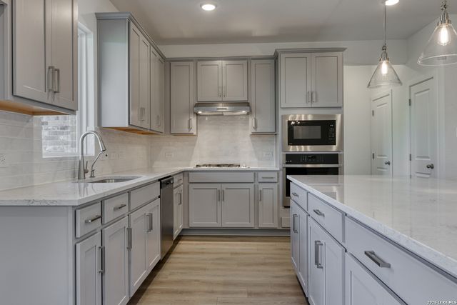 1251 Hightower Ln, San Antonio, TX 78245