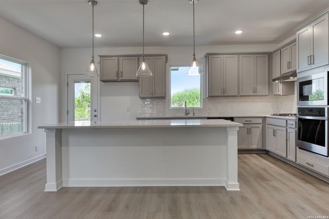 1251 Hightower Ln, San Antonio, TX 78245