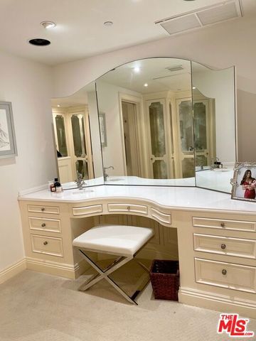 10660 Wilshire Boulevard 1402, Los Angeles, CA 90024