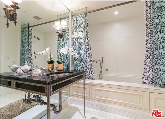 10660 Wilshire Boulevard 1402, Los Angeles, CA 90024