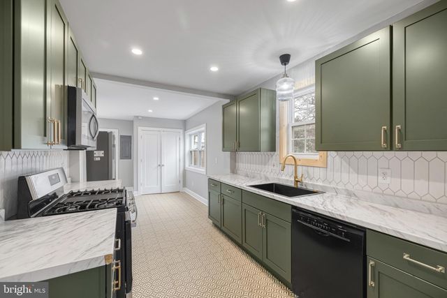 5123 CRITTENDEN ST, Hyattsville, MD 20781