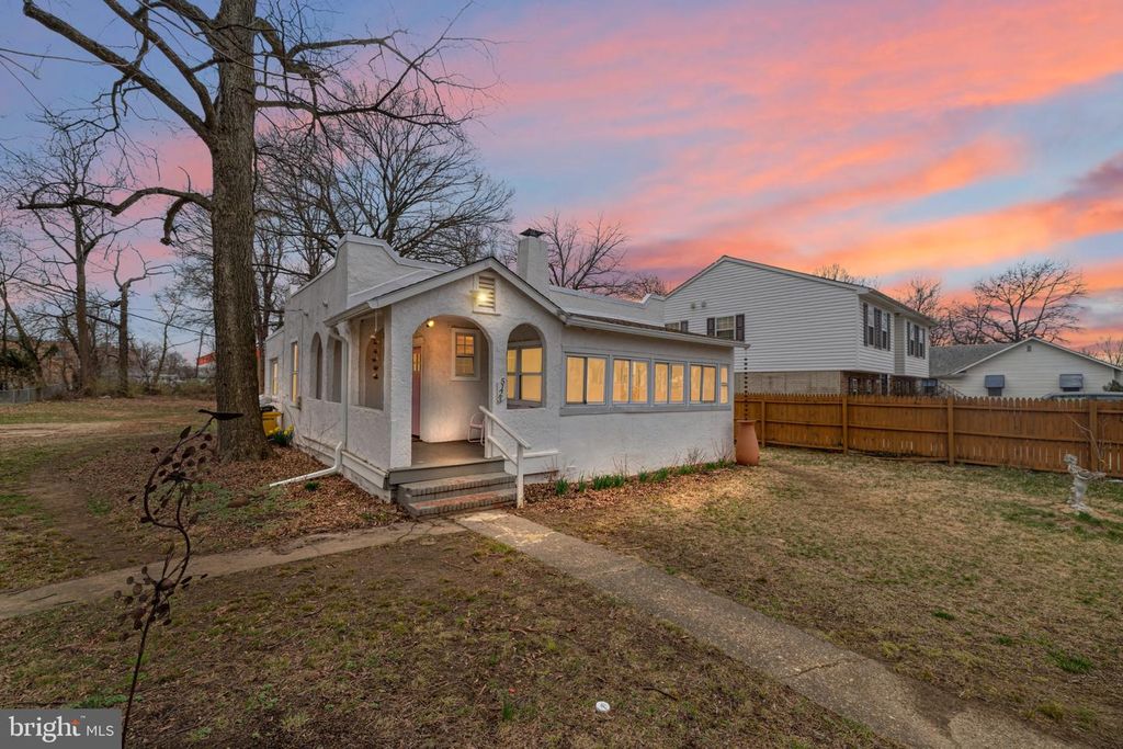 5123 CRITTENDEN ST, Hyattsville, MD 20781