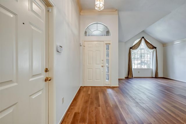 5007 Maple Brook Lane, Kingwood, TX 77345