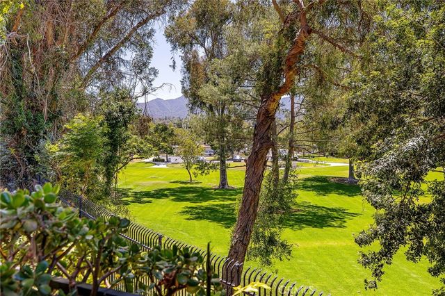 1456 Chalgrove C, Corona, CA 92882