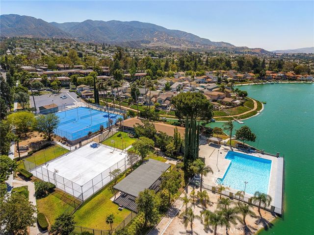 1456 Chalgrove C, Corona, CA 92882
