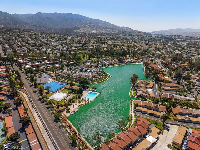 1456 Chalgrove C, Corona, CA 92882