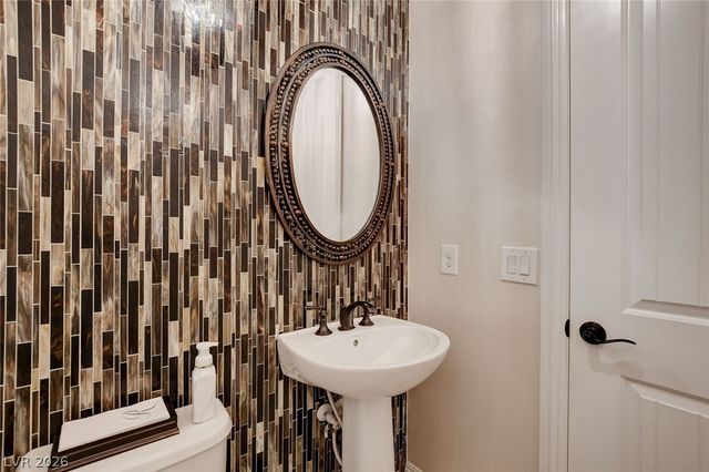 277 Besame Court, Las Vegas, NV 89138