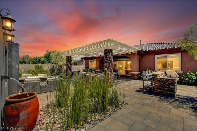 277 Besame Court, Las Vegas, NV 89138