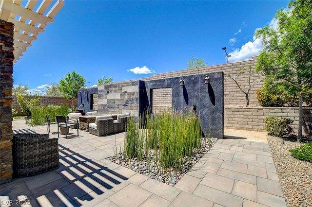 277 Besame Court, Las Vegas, NV 89138