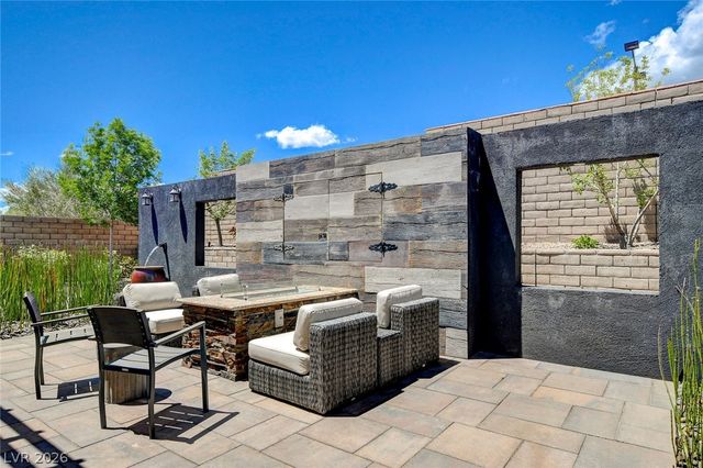 277 Besame Court, Las Vegas, NV 89138