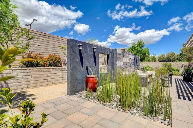 277 Besame Court, Las Vegas, NV 89138