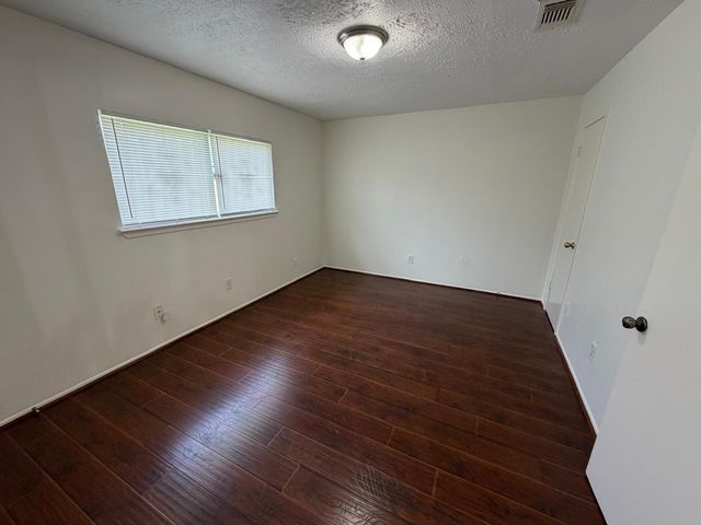 10135 Fernstone Lane, Houston, TX 77070