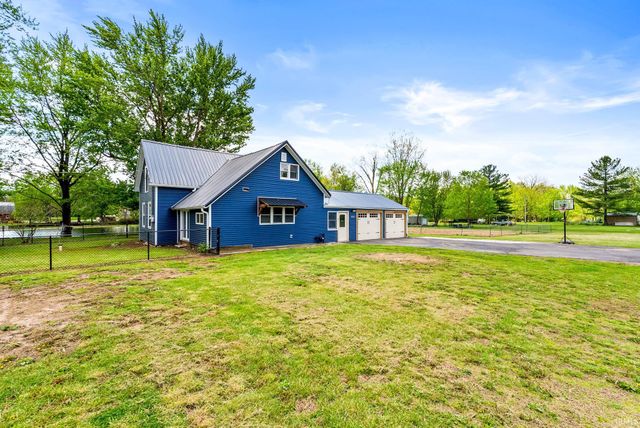 3825 W Old Road 30, Warsaw, IN 46580