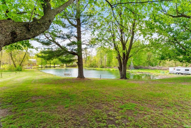 3825 W Old Road 30, Warsaw, IN 46580