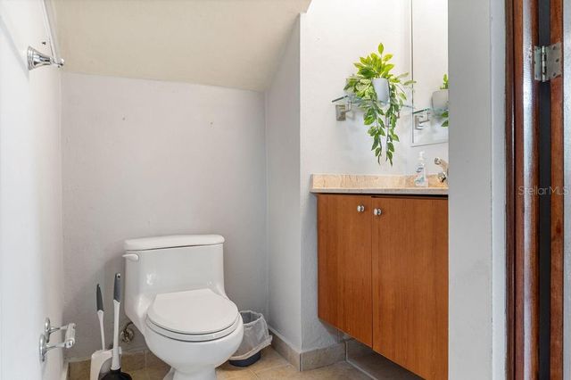 90 CANDELERO DR 84, Humacao, PR 00791