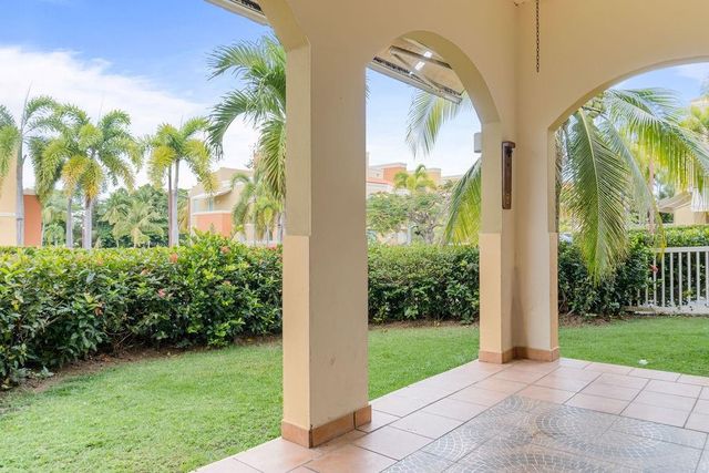 90 CANDELERO DR 84, Humacao, PR 00791