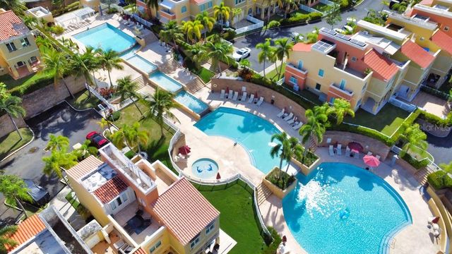 90 CANDELERO DR 84, Humacao, PR 00791