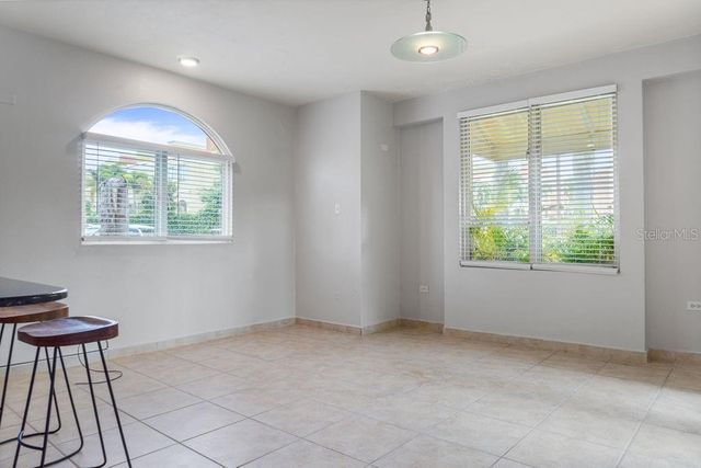 90 CANDELERO DR 84, Humacao, PR 00791