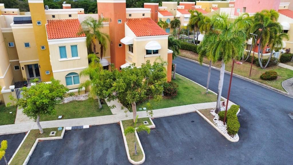 90 CANDELERO DR 84, Humacao, PR 00791