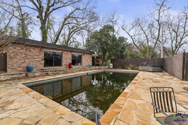 147 Stafford Avenue, Barnesville, GA 30204