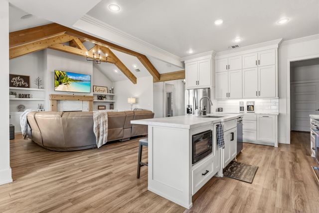 1113 16th Street, Shallowater, TX 79363