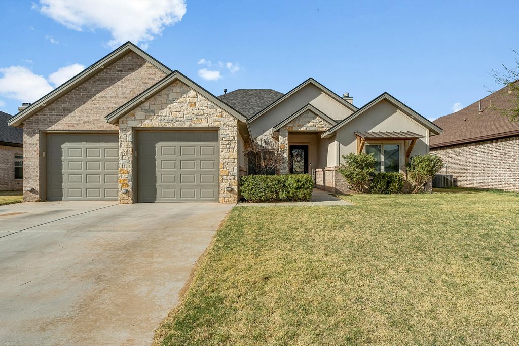 1113 16th Street, Shallowater, TX 79363