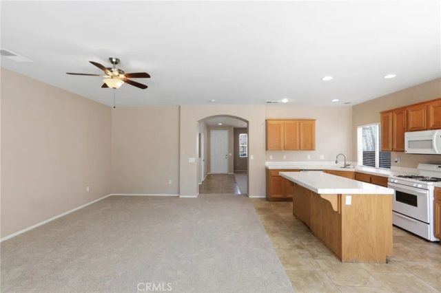 231 Spinnaker, San Jacinto, CA 92583