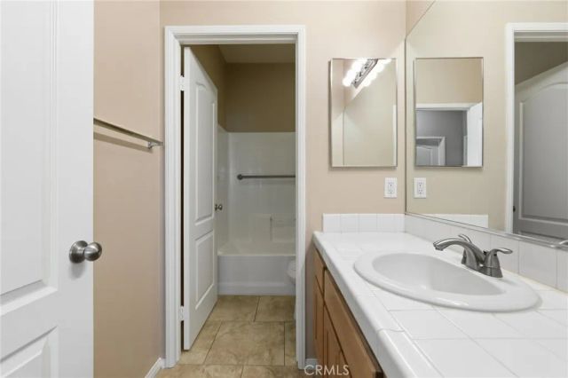 231 Spinnaker, San Jacinto, CA 92583