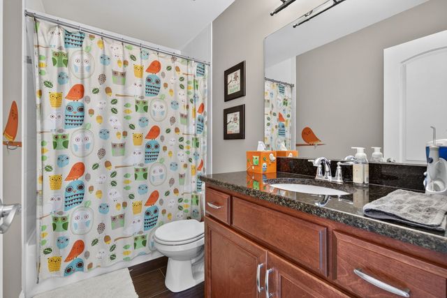 15526 S Red Bud Lane, Lockport, IL 60441