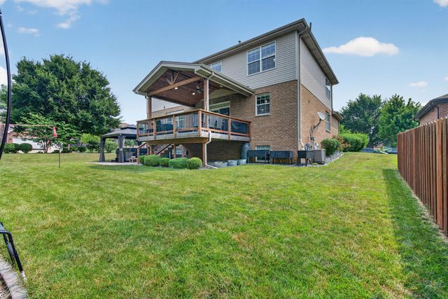 15526 S Red Bud Lane, Lockport, IL 60441