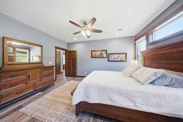 911 67th Avenue, Hudson, WI 54016