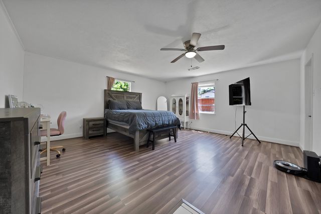 331 W Vinyard Road, Duncanville, TX 75137