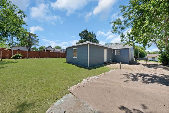 331 W Vinyard Road, Duncanville, TX 75137