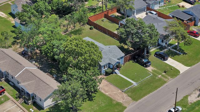 331 W Vinyard Road, Duncanville, TX 75137