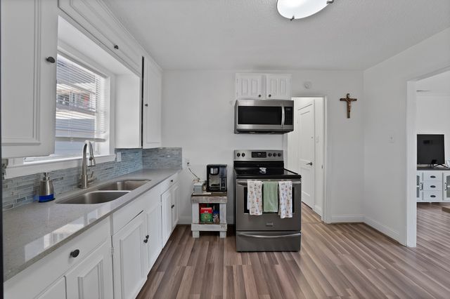 331 W Vinyard Road, Duncanville, TX 75137