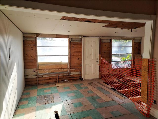 1426 17TH STREET W, Bradenton, FL 34205