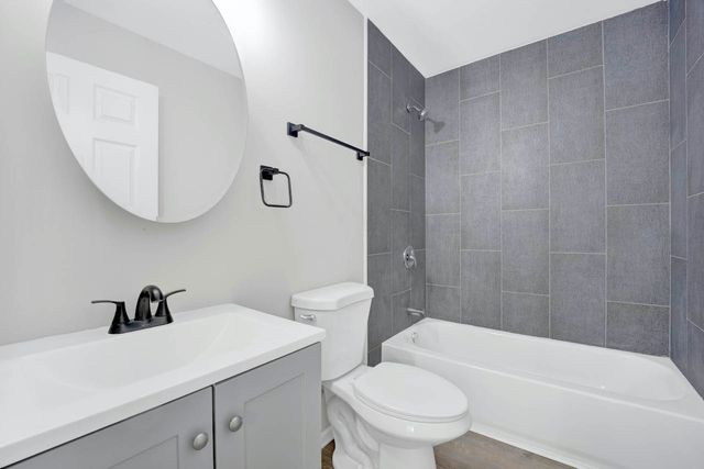 141 W 63rd Street G208, Westmont, IL 60559