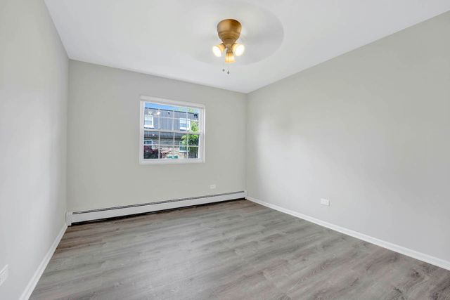 141 W 63rd Street G208, Westmont, IL 60559