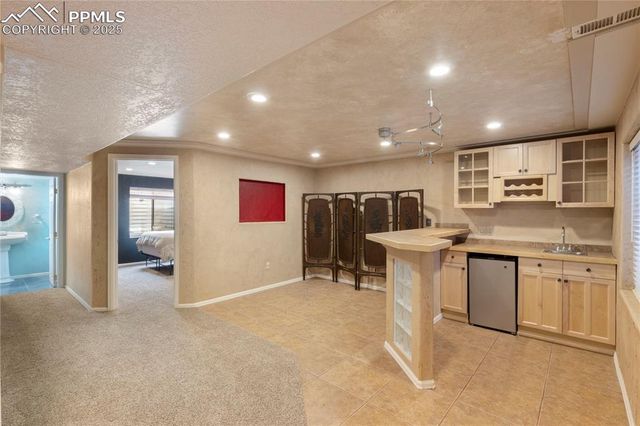 165 S Glenrose Drive, Pueblo, CO 81007